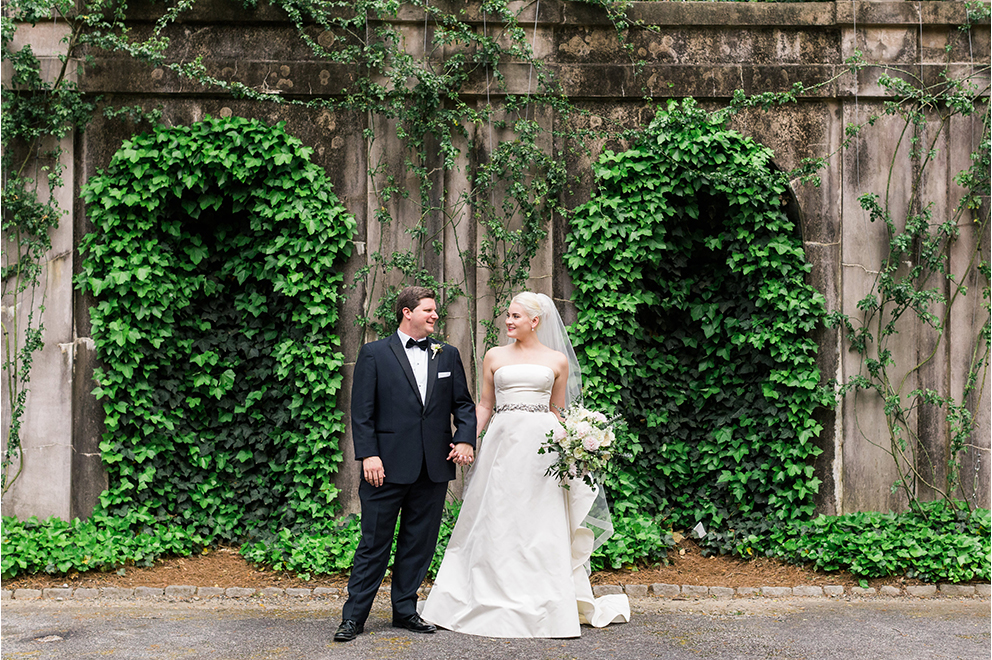 bride and groom at Swan House wedding in Atlanta